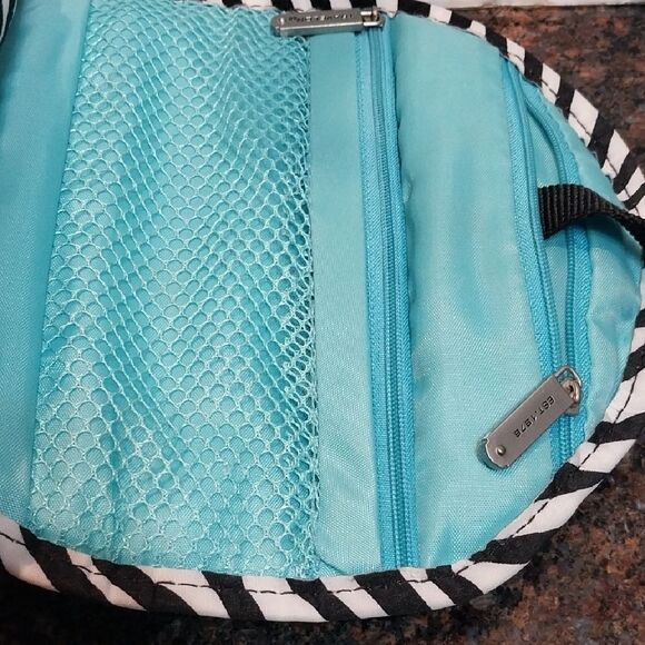 Black and White Travelon Quilted Backpack...New BUT NO TAGS - Picture 6 of 9